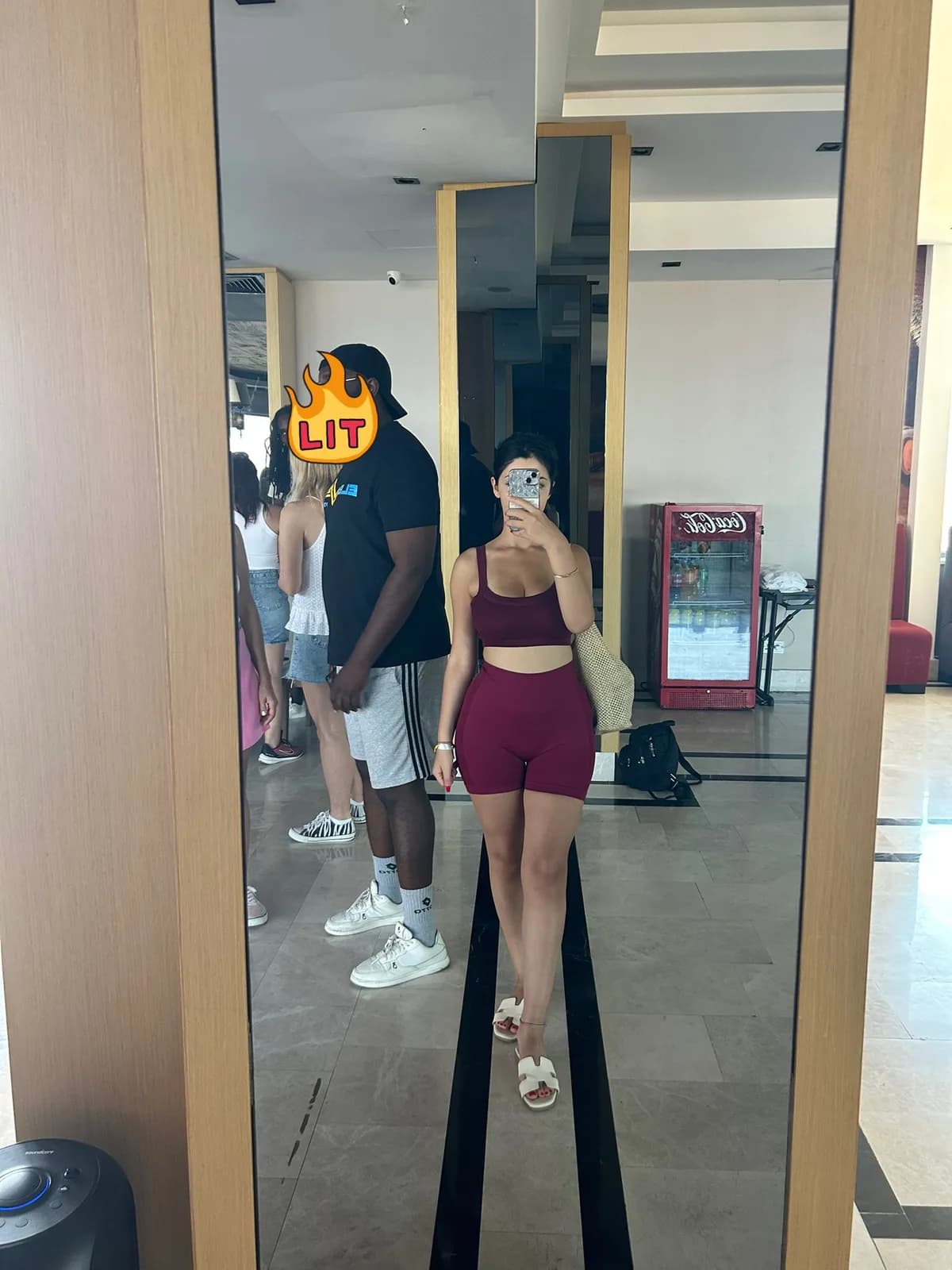 Lale · 23 yaş · Kayaşehir bireysel masöz · Türk masöz · profil fotoğrafı